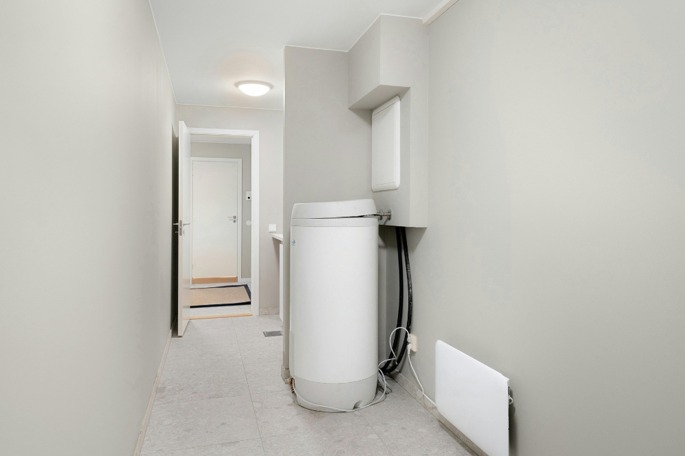 benefits of upgrading to a high efficiency hot water system